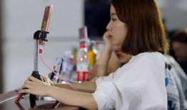 网红爆料女大学生视频,引发社会热议