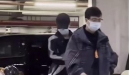 爆料肖战爸妈视频播放,揭秘明星家庭日常