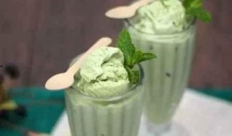 嚼拌酸奶爆料视频播放,揭秘网红美食背后的制作过程