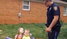 萌娃爆料爸爸合拍视频在线观看,爸爸合拍视频，在线观看笑翻天