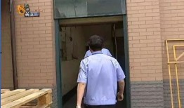 营业员冒死爆料 新闻,揭秘行业黑幕背后的真相